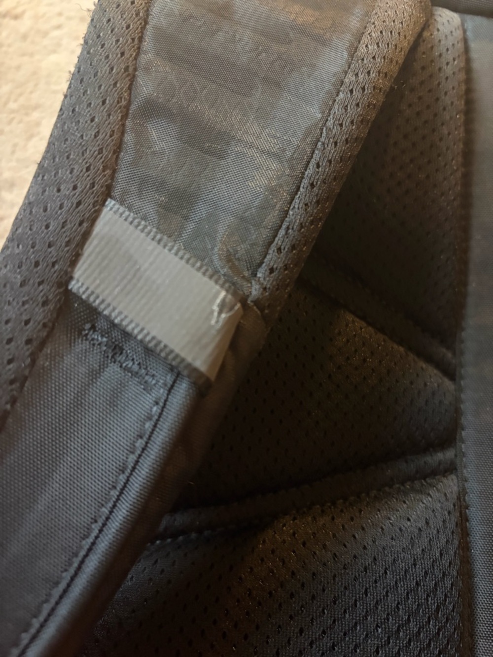 The North Face men’s black Borealis Backpack - Picture 3 of 7